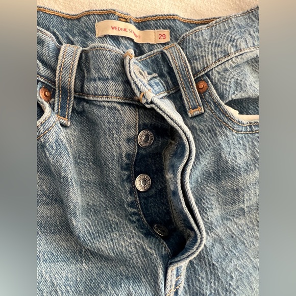 Levi’s Wedgie Straight Fit Womens Jeans 29 - Picture 4 of 14